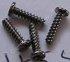 Original 4 St�ck Schrauben 1,4x5,5mm SonyEricsson K600i